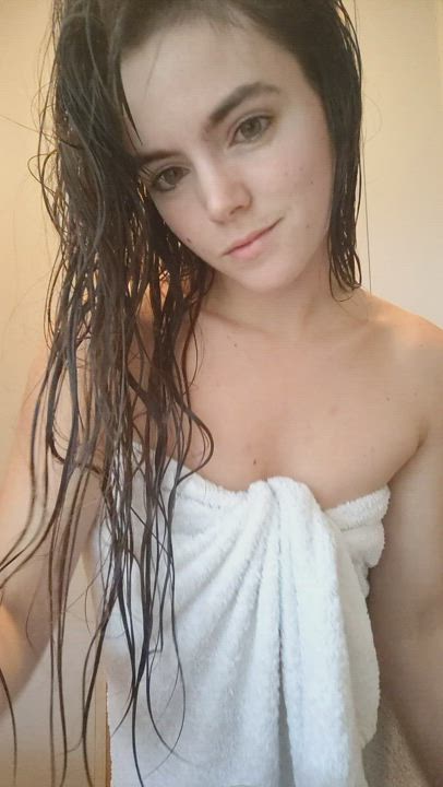 Body British Long Hair Naked Gorgeous Cute Shower Small Breasts Towel Wet Wet Snatch XXX GIF By  Littleleah
