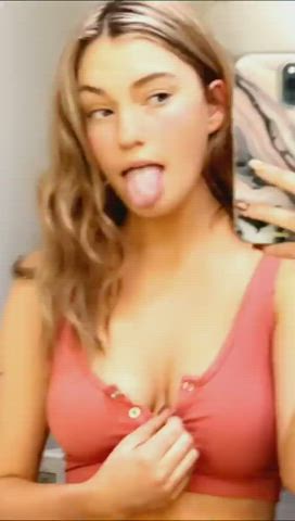 Amateur Babe Lovely Flashing Ravishing Cute Selfie Teenie Melons Tongue Fetish XXX GIF By  Drfunkenfootz
