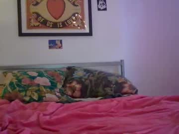 Live cam for redhead_x