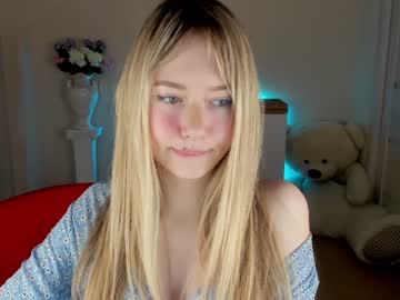 Live cam for b00m_clap
