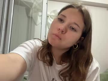 Thumbnail of baosznejkowski - girl live cam