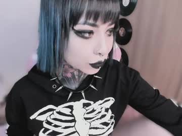 Thumbnail of nikkiramone - girl live cam