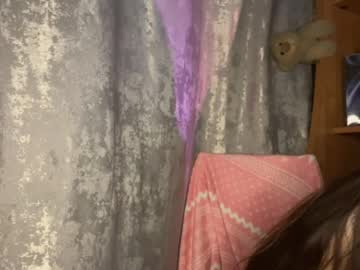 Thumbnail of cherry_bel - 女の子 live cam