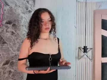 Thumbnail of lunabetancur - girl live cam