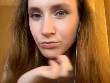 Live cam for kendrahaines