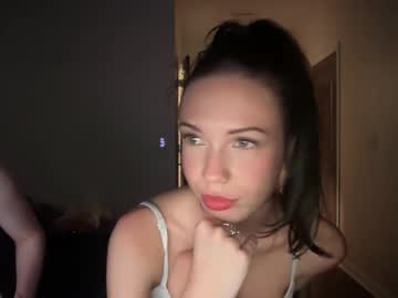 Live cam for lucywhiteeee