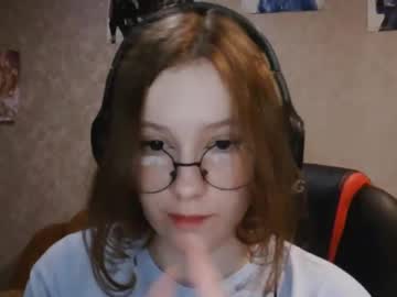 Live cam for silky_glow_star_patpat