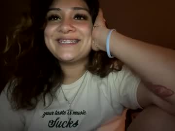 Live cam for lovelylizaa