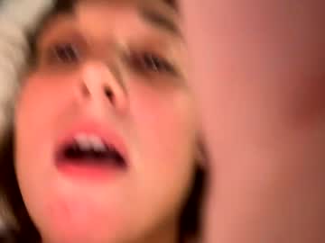 Live cam for lilmama_papad