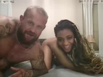 Thumbnail of readyandwillin - model live cam