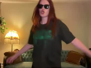 Live cam for ronniestrange