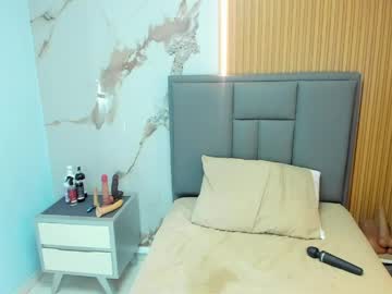 Thumbnail of lolamaxi - girl live cam