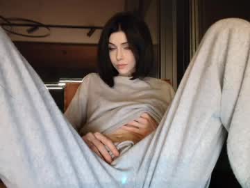 Live cam for milla_bella