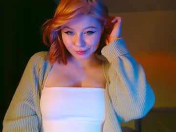 Live cam for loraloveu