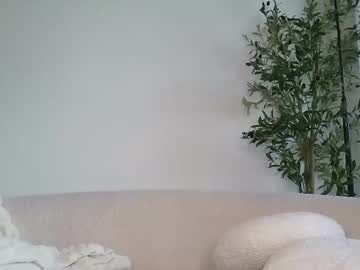 Live cam for augustlaines