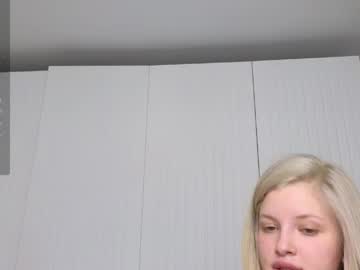Thumbnail of like_a_princess - fille live cam