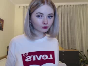 Live cam for yvaine777