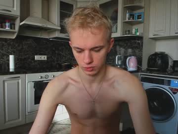 Live cam for andy_bjorn