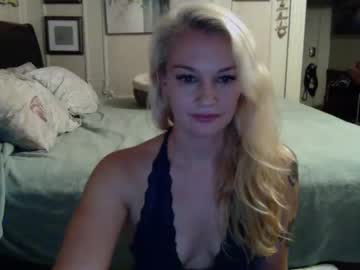 Live cam for scarlett_and_gage
