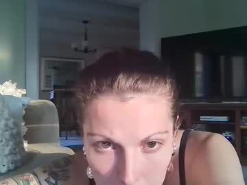 Live cam for divinelydripping444