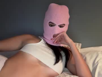 Live cam for blushbandits