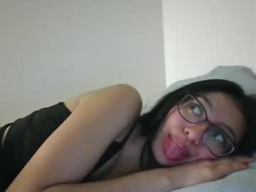 Thumbnail of mellerina_ - 소녀 live cam