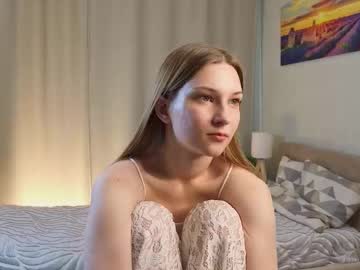 Live cam for jettiecierley