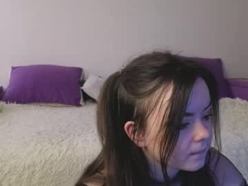 Thumbnail of prettyyy_kitty - model live cam