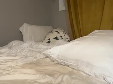 Live cam for khloealex