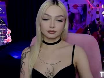 Thumbnail of linalirian - girl live cam