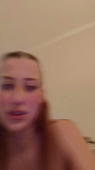 CAM4 female cam SusieRedd