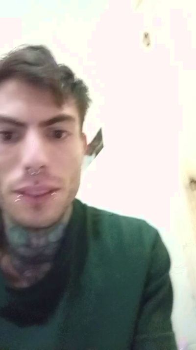 CAM4 male cam InkedMelodies