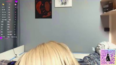 CAM4 female cam AdinaMarcoux