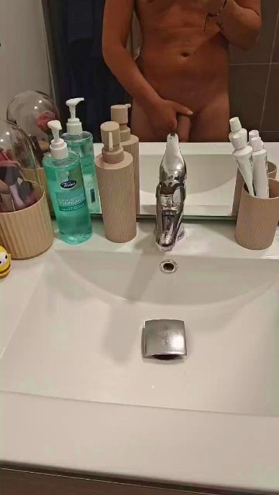 Thumbnail of kekko243 - CAM4 live cam