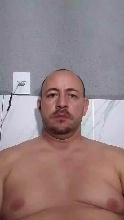 CAM4 male cam Oliveiratoughol