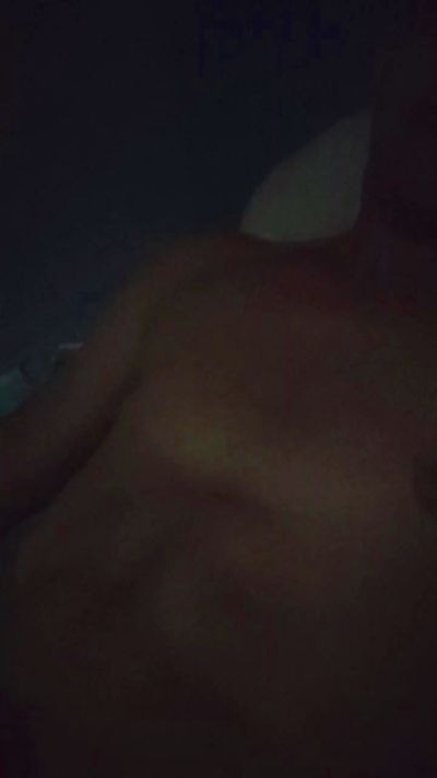 Thumbnail of Davisjhone1 - CAM4 live cam
