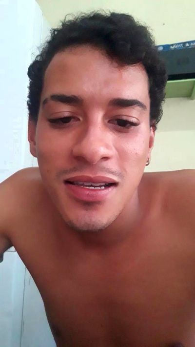 Thumbnail of frrera - CAM4 live cam