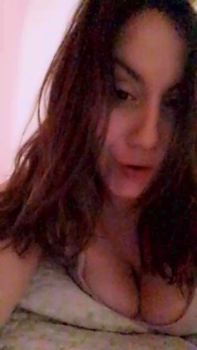 Thumbnail of CarlitaG - CAM4 live cam