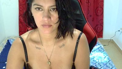 CAM4 female cam mamadorahotxxx