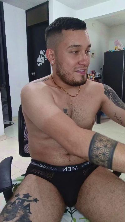 Thumbnail of _LIONEL_ - CAM4 live cam