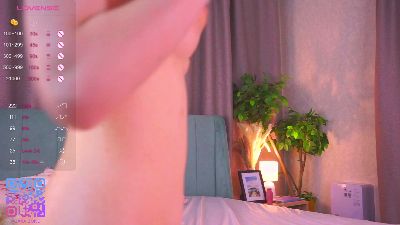 CAM4 female cam EtsukoWhiley