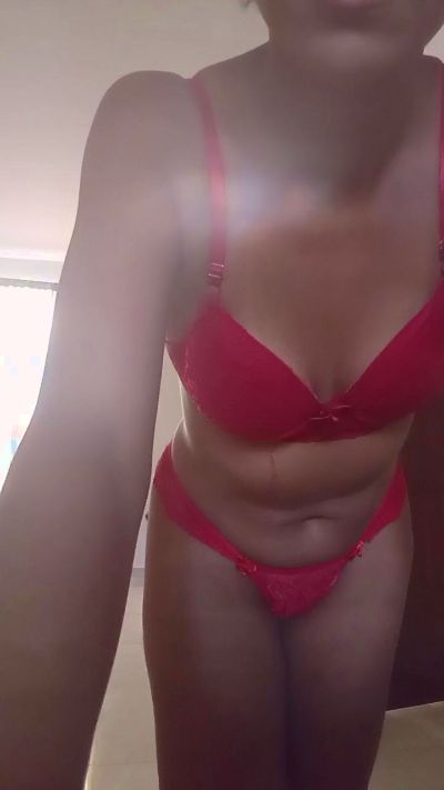 CAM4 female cam Kiarabe23zinha