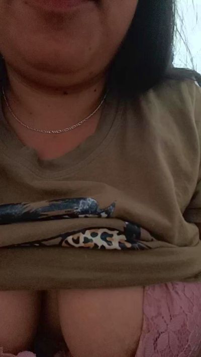 CAM4 female cam monita2