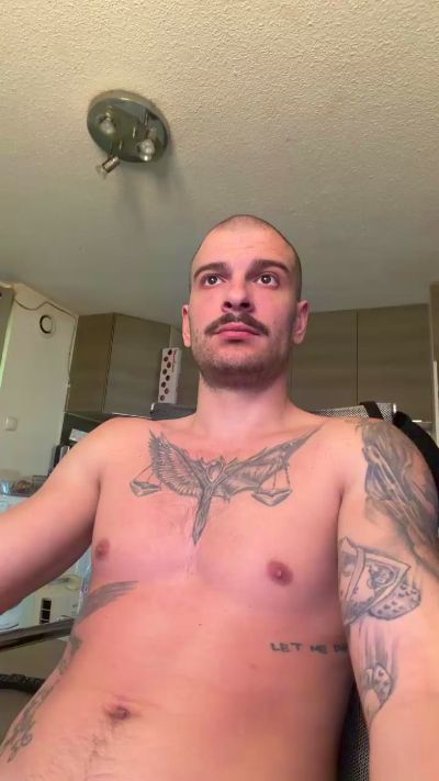 Thumbnail of Greyoff - CAM4 live cam