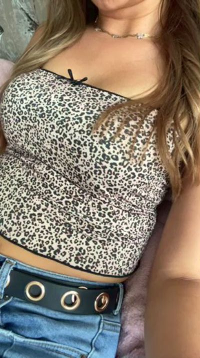 CAM4 female cam olivia220