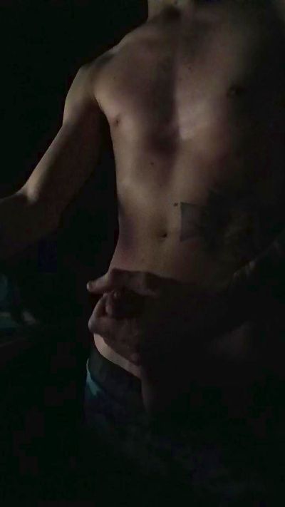 CAM4 male cam skinnywhitebull