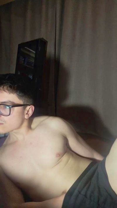 Thumbnail of Alecedr - CAM4 live cam