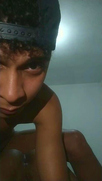 CAM4 male cam Papi2025