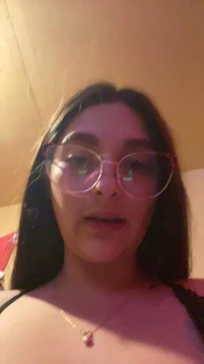 CAM4 female cam MaryJanexoxoxo