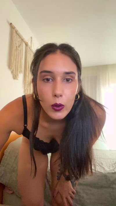 CAM4 female cam Rociowl